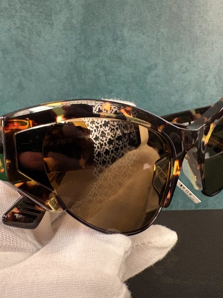 Bottega Veneta 53mm Cat Eye Sunglasses | Tortoiseshell | Gold Detail
